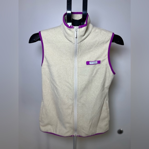 Womens’sColumbia Cream Jacket with Purple Accent in  XS - Picture 1 of 4